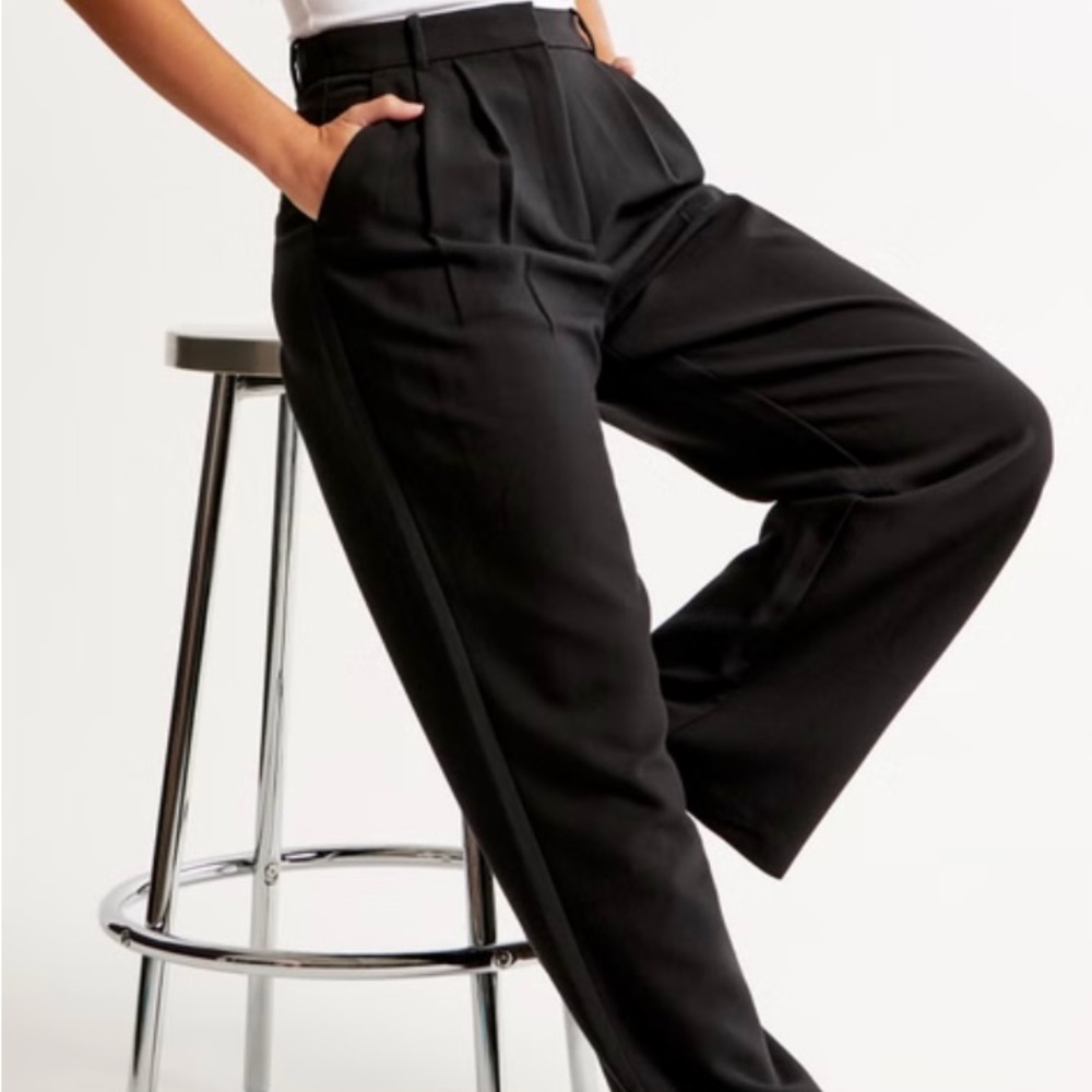 Abercrombie Curve Love Tailored Pants - SIZE XS (NEW)
